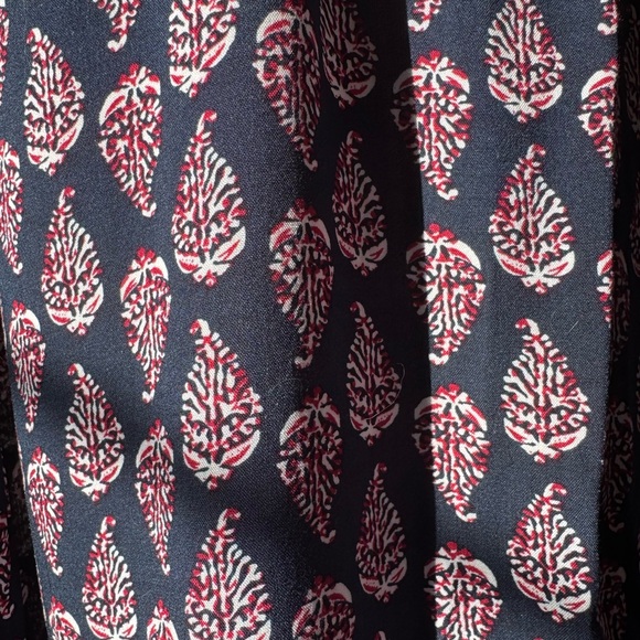 Patterned Maxi Dress (BELT not included 😔) Beautiful design, fits S-M - Picture 4 of 5